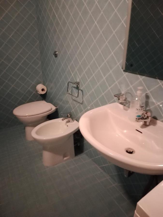 Abbalughente Central Rooms Cagliari Eksteriør bilde